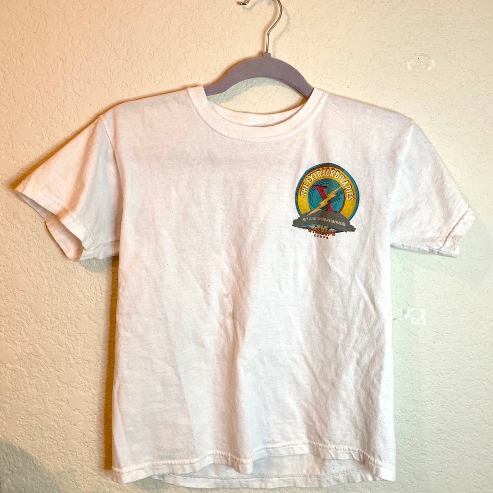 White t shirt